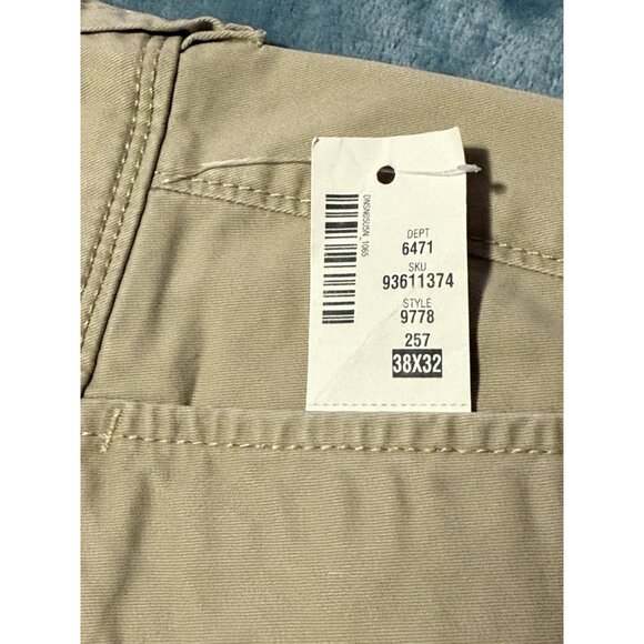 Aeropostale Pants Men's 38 *32 Tan Kahki Slim Straight NWT - Picture 3 of 6